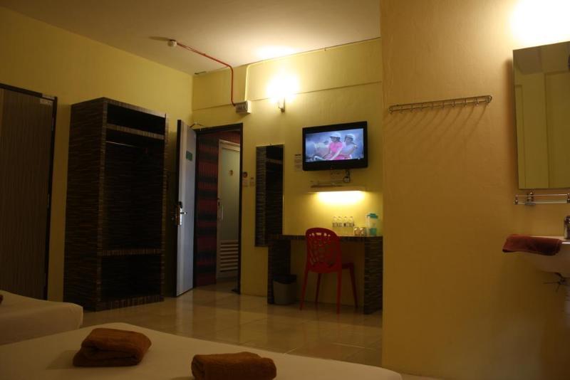 Walk Inn Miri Exterior foto